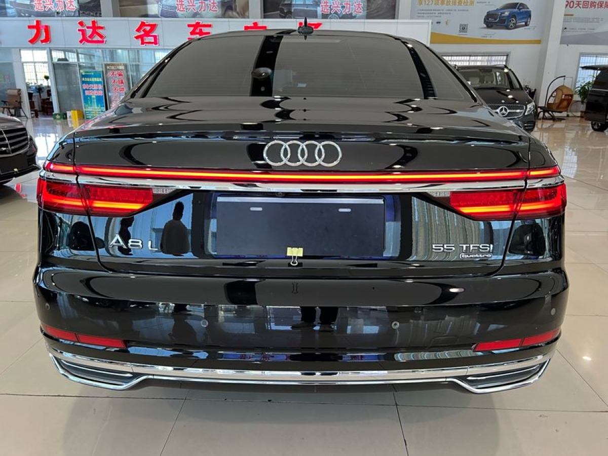 2018年4月奧迪 奧迪A8  2018款 A8L 55 TFSI quattro投放版精英型