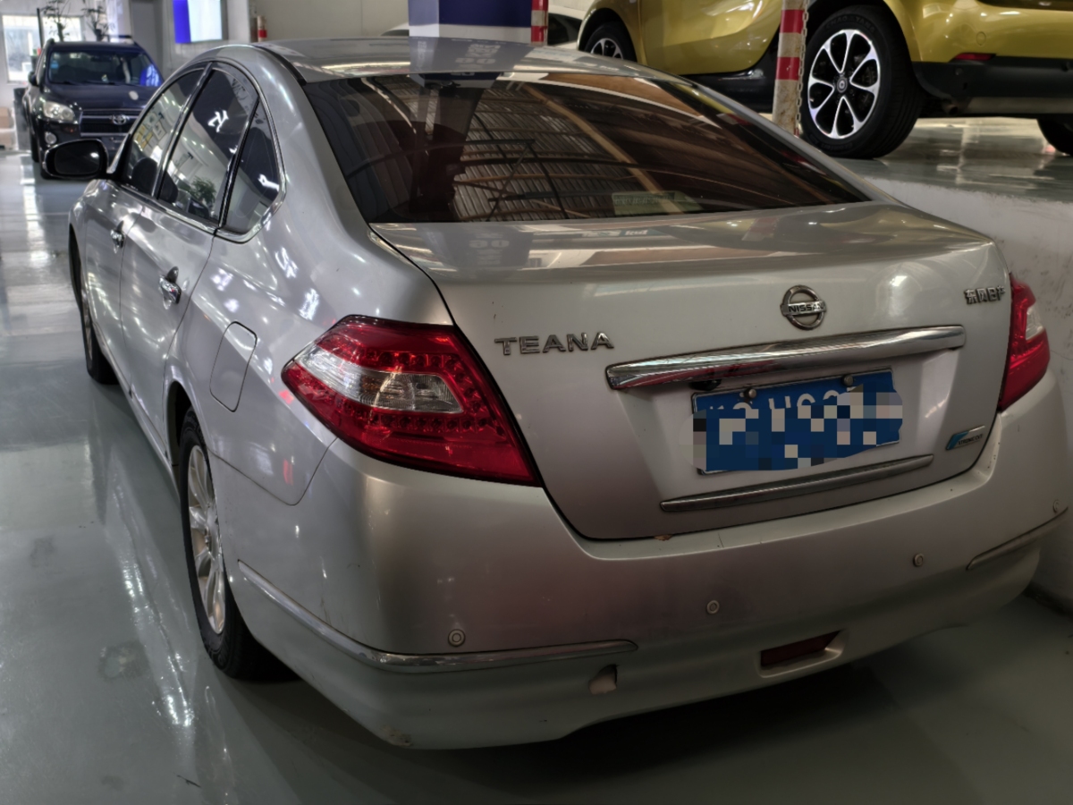 日產(chǎn) 天籟  2010款 2.0L XL周年紀念版圖片