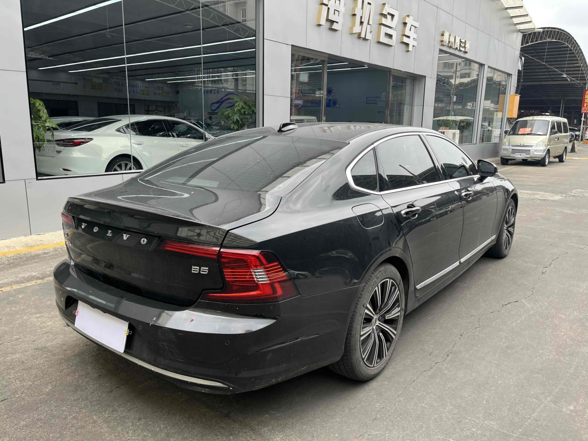 沃爾沃 S90  2021款 B5 智逸豪華版圖片