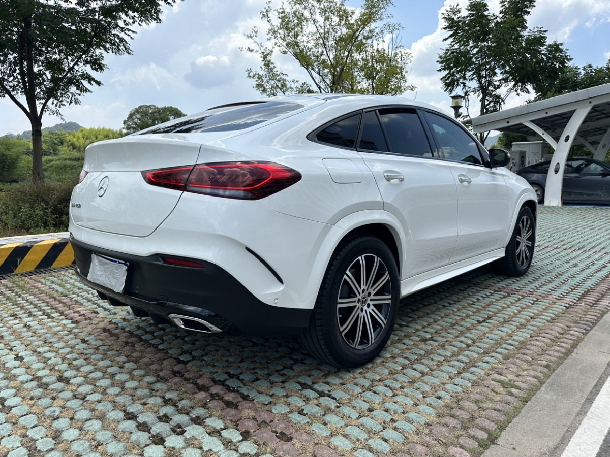 奔驰 奔驰GLE轿跑  2020款 GLE 350 4MATIC 轿跑SUV 豪华型图片