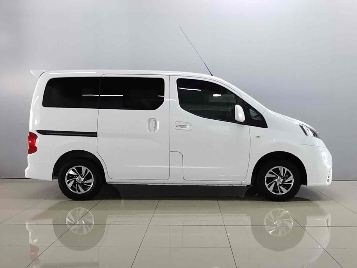 日產 nv200 2018款 1.6l cvt豪華型圖片