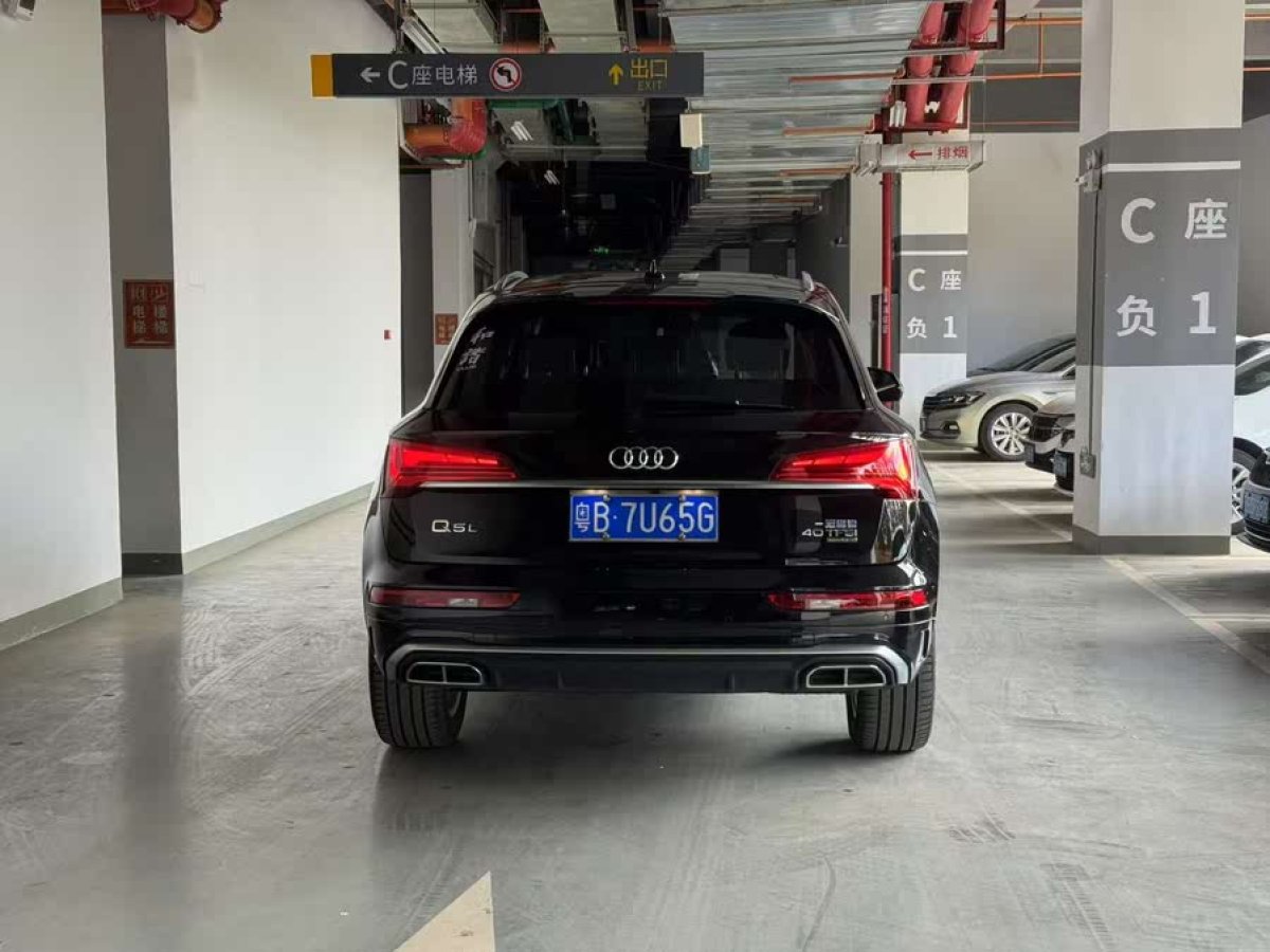 奧迪 奧迪Q5L  2022款 改款 40T 豪華動感型圖片