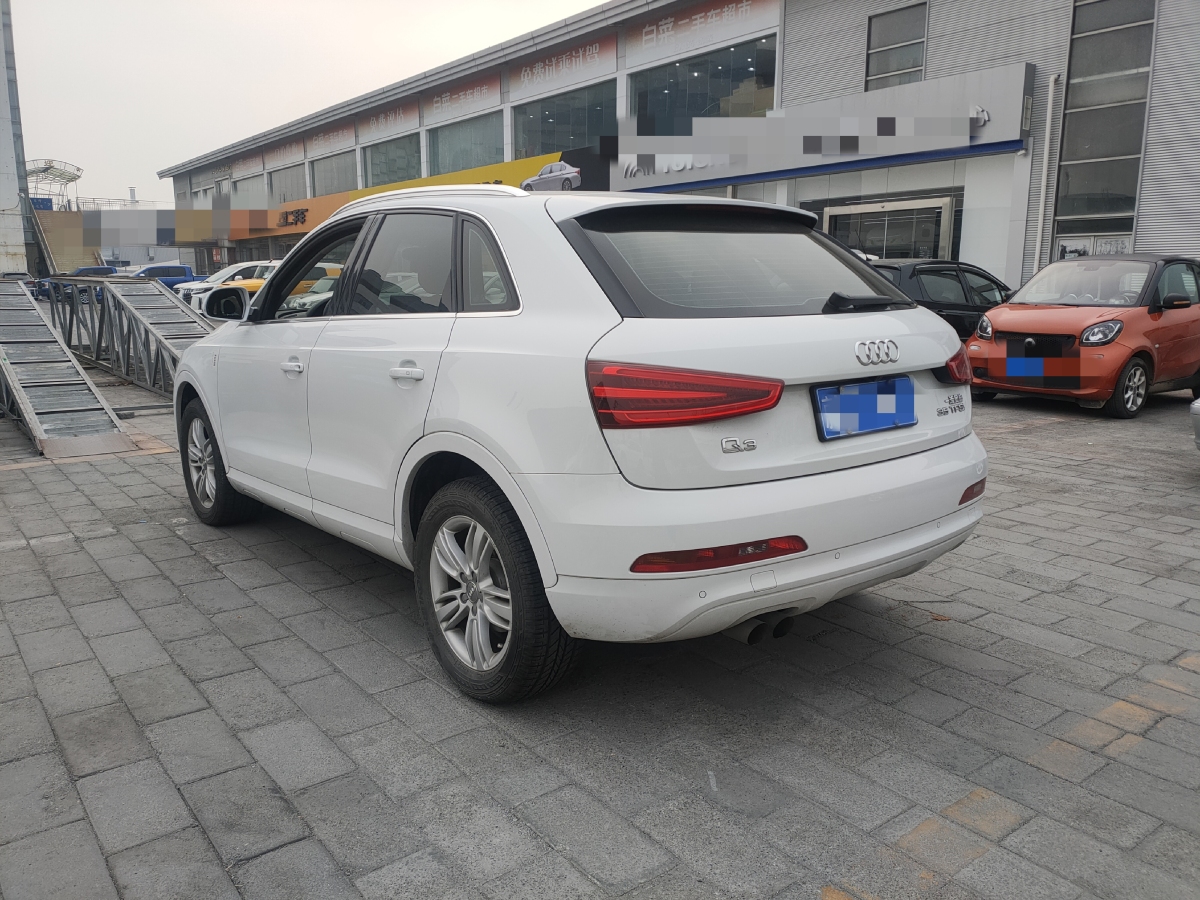 奧迪 奧迪Q3  2013款 35TFSI 舒適型圖片