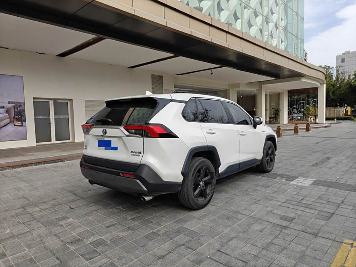 豐田 RAV4榮放  2023款 雙擎 2.5L E-CVT四驅旗艦版圖片