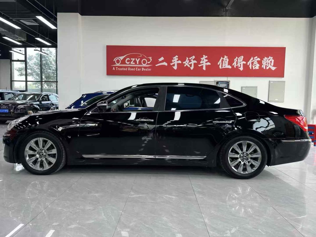現(xiàn)代 雅科仕  2010款 5.0 加長(zhǎng)版圖片