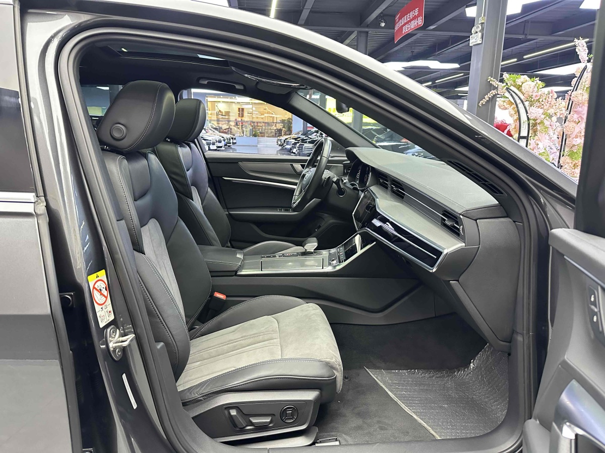奧迪 奧迪A6L  2020款 45 TFSI 臻選動感型圖片