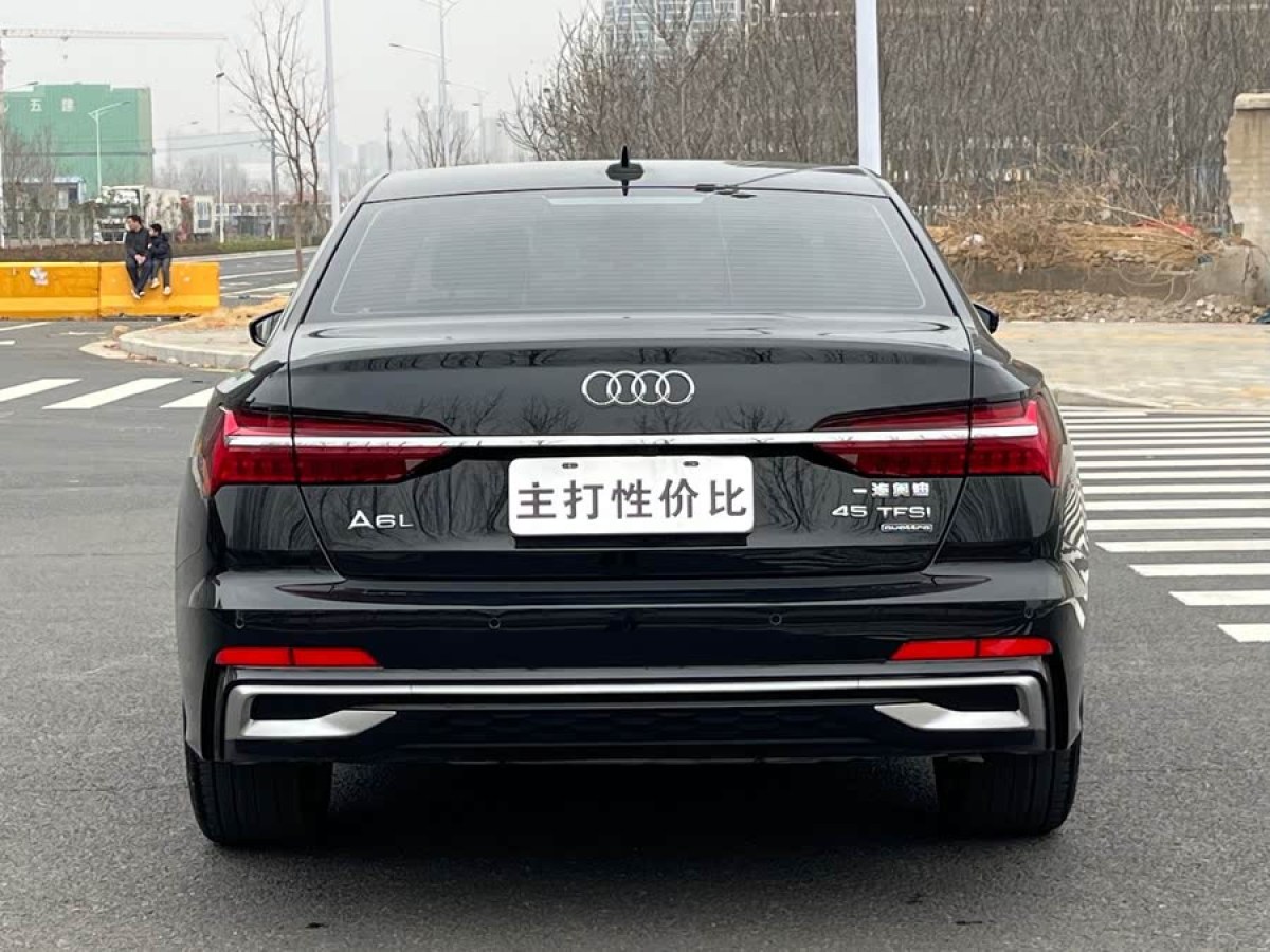 奧迪 奧迪A6L  2023款 改款 45 TFSI quattro 臻選動(dòng)感型圖片