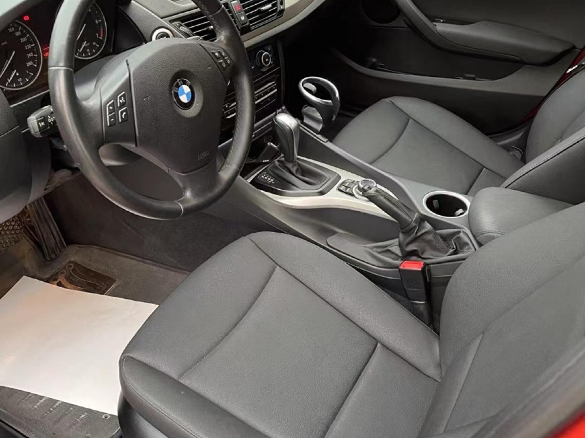 BMW X12013 SDrive 18i Leading Model图片