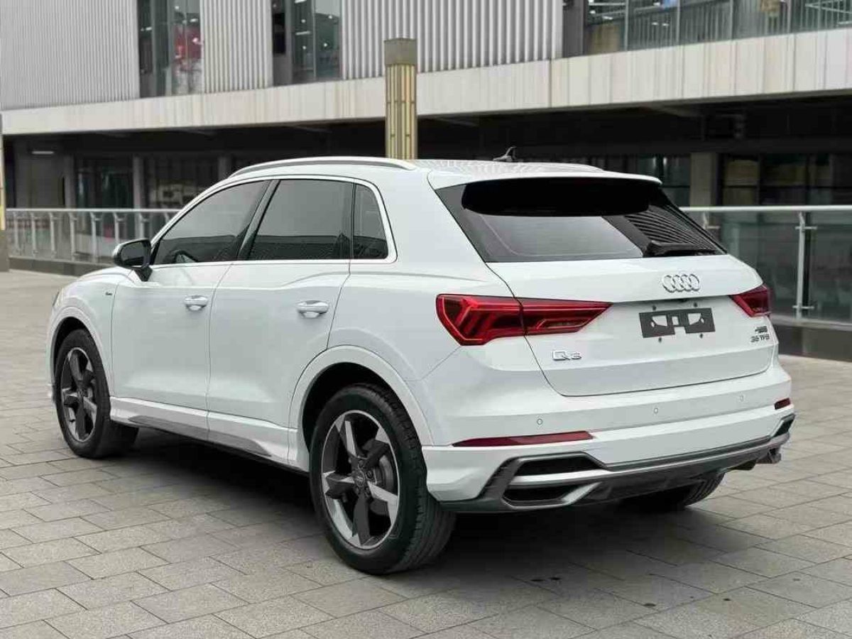 奧迪 奧迪Q3  2019款  35 TFSI 時尚動感型圖片