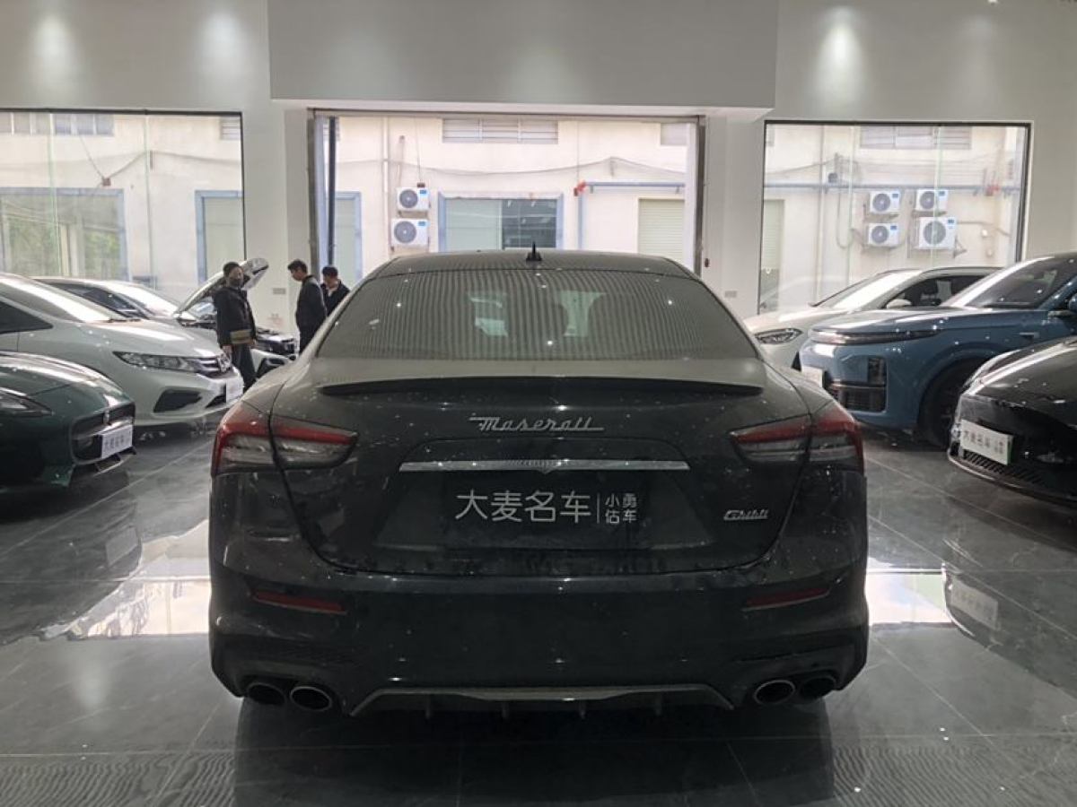 瑪莎拉蒂 Ghibli  2014款 3.0T 標(biāo)準(zhǔn)版圖片