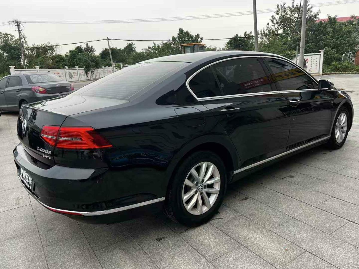 大眾 邁騰  2019款 280TSI DSG 領(lǐng)先型圖片