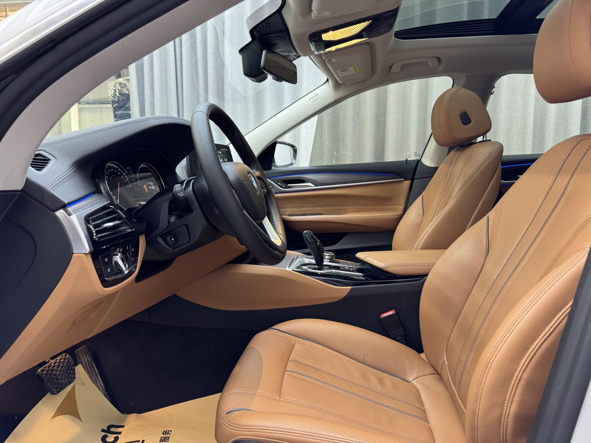 2018年3月宝马 宝马6系GT  2018款 630i 豪华设计套装