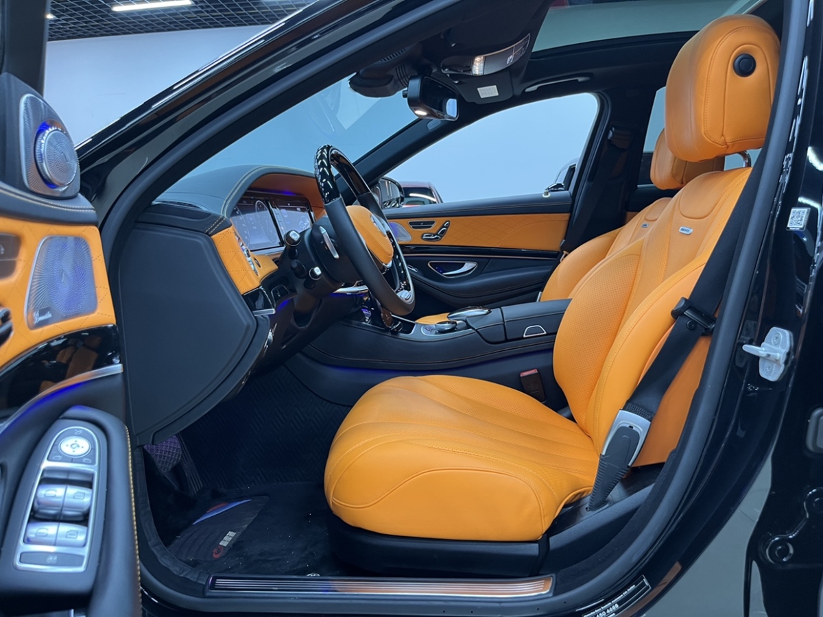 2015年9月奔驰 奔驰S级  2014款 S 320 L 商务型