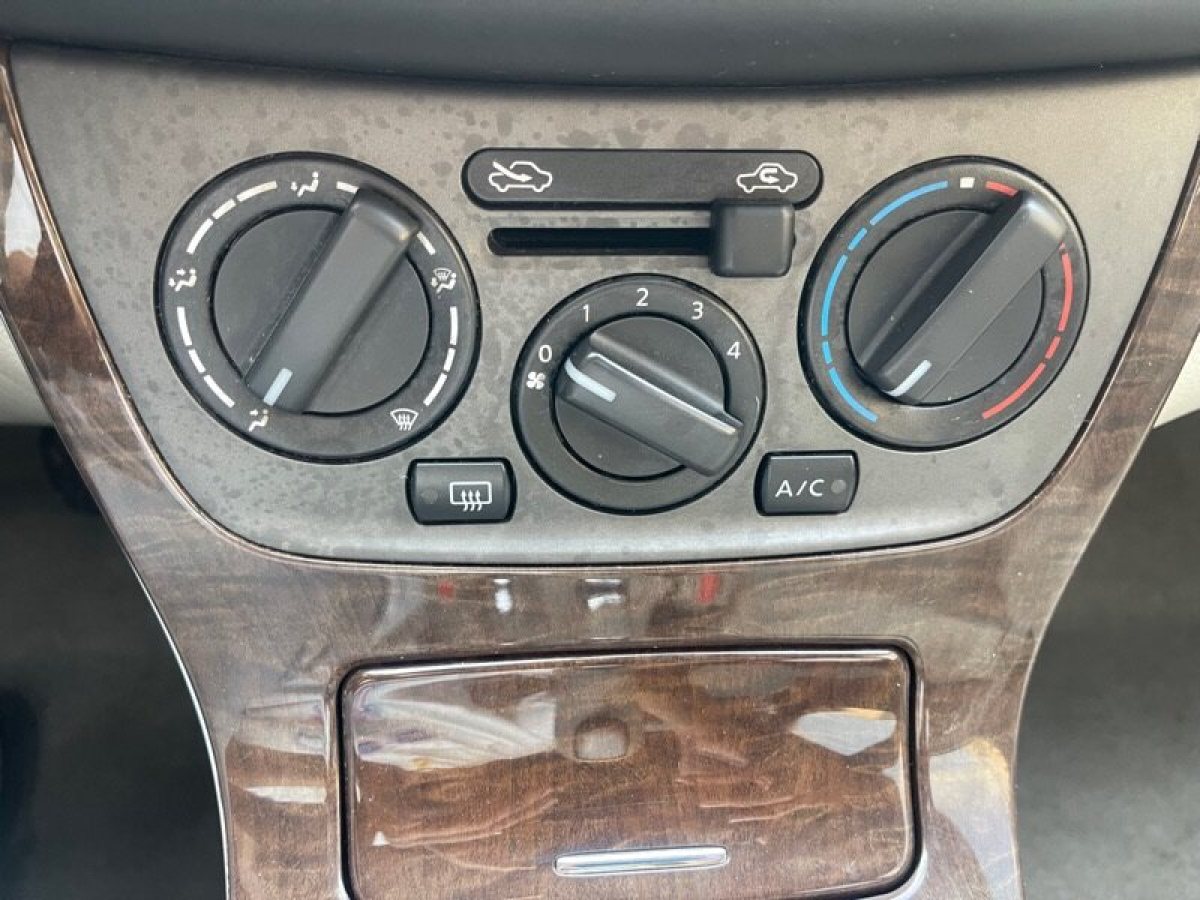 日產(chǎn) 軒逸  2014款 1.6XV CVT尊享版圖片