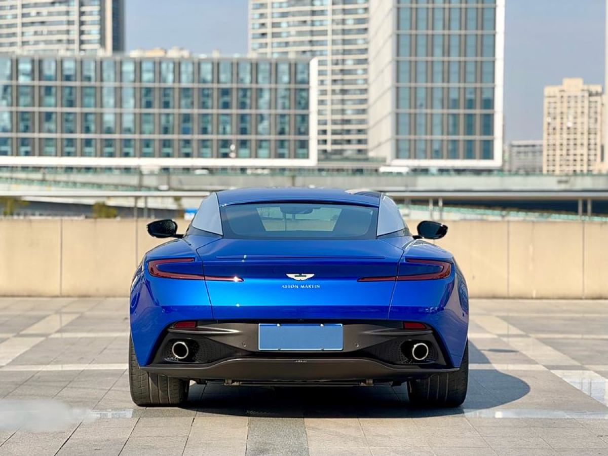 阿斯頓·馬丁 阿斯頓?馬丁DB11  2019款 4.0T V8 Coupe圖片