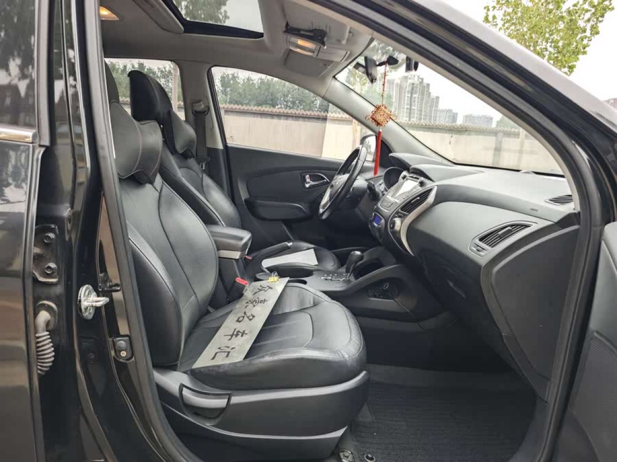 現(xiàn)代 ix35  2013款 2.0L 自動(dòng)兩驅(qū)智能型GLS 國IV圖片