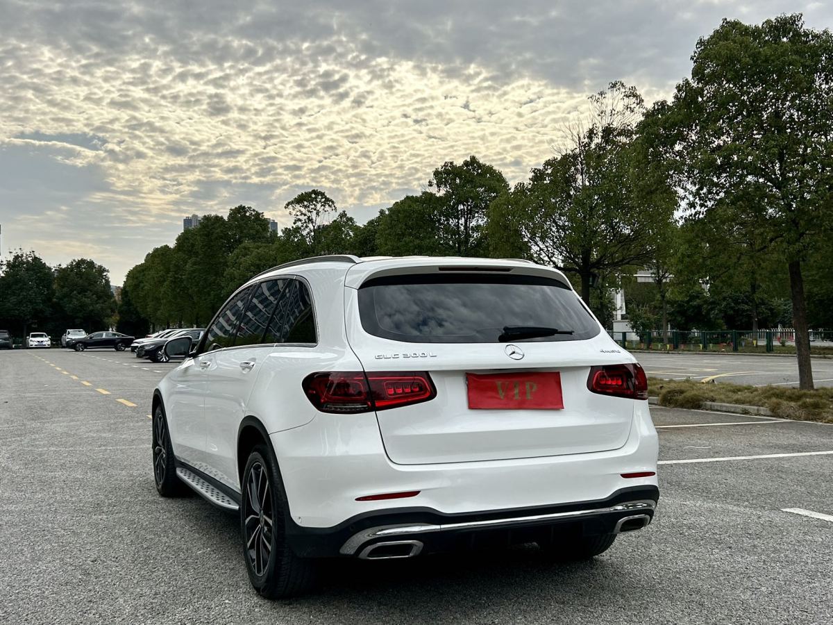 奔馳 奔馳GLC  2018款 改款 GLC 300 4MATIC 動感型圖片