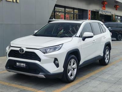 2021年4月 豐田 RAV4榮放 2.0L CVT兩驅(qū)風尚版圖片