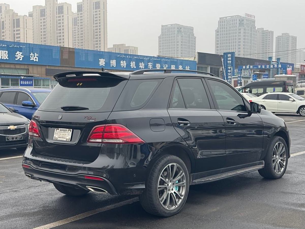 奔馳 奔馳GLE  2017款 GLE 320 4MATIC 動(dòng)感型圖片