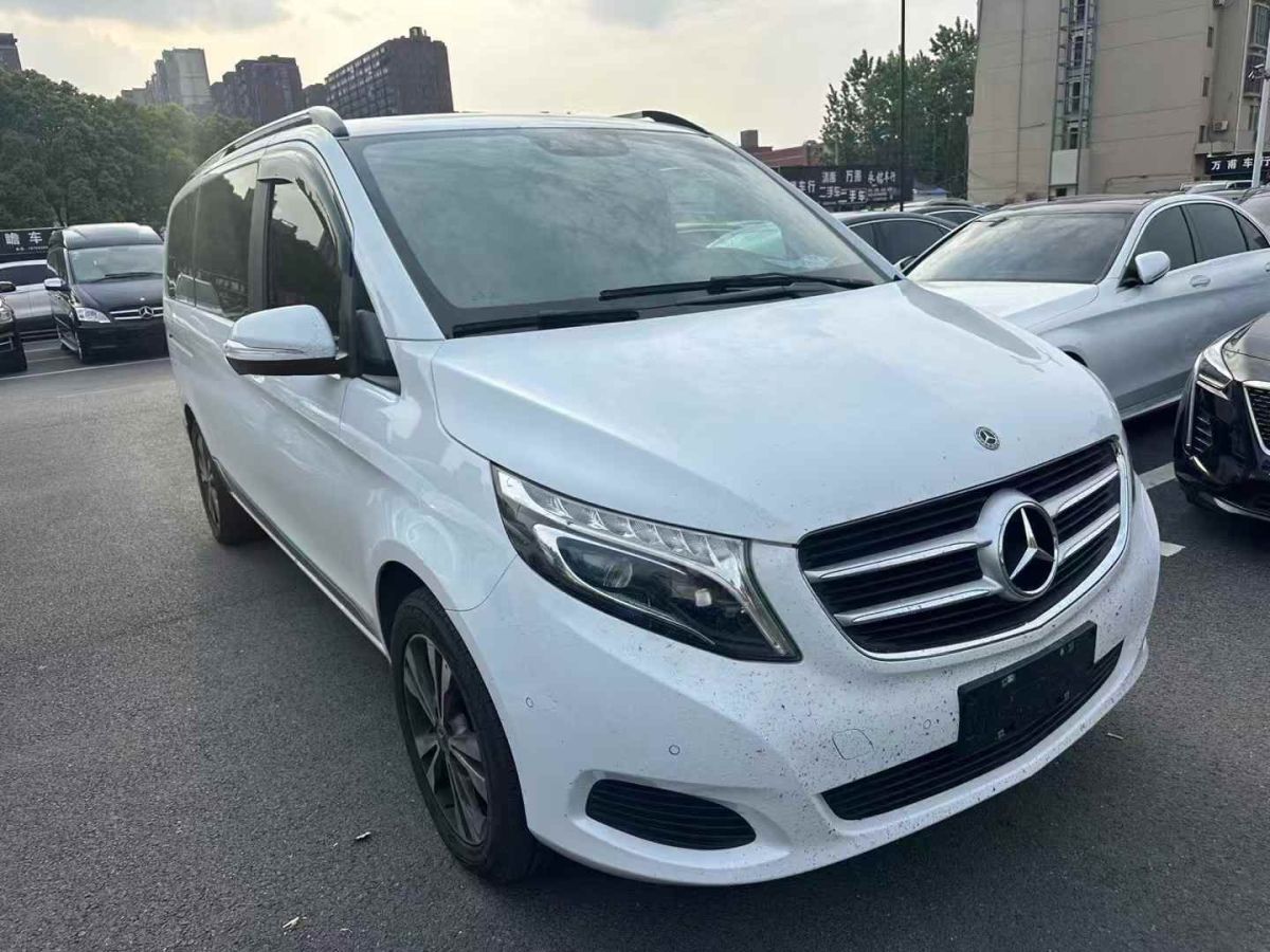 奔馳 V級  2018款 V 260 L 尊貴加長版圖片