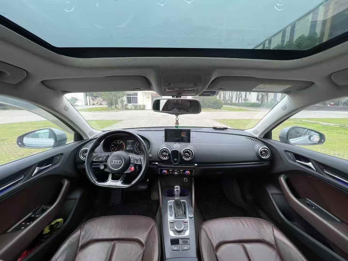 奧迪 奧迪S3  2015款 S3 2.0T Limousine圖片