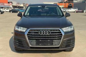 奧迪Q7 奧迪 45 TFSI S line運(yùn)動(dòng)型