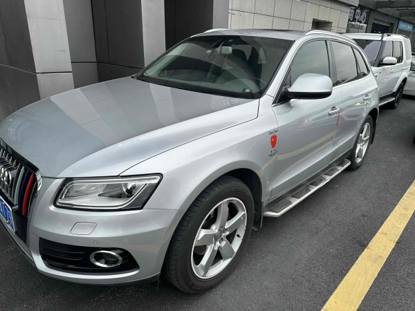 奥迪 奥迪Q5  2013款 40 TFSI 舒适型