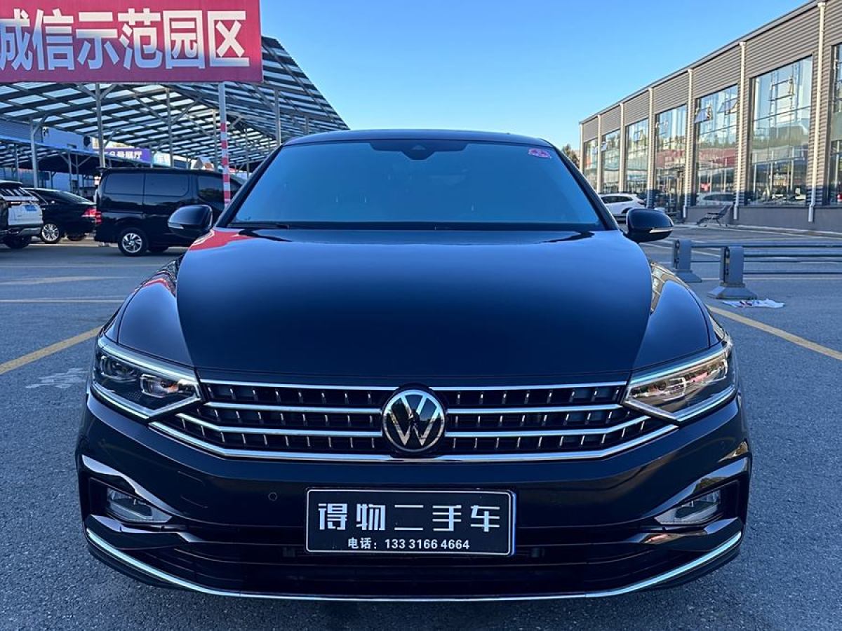 大眾 邁騰  2023款 200萬(wàn)輛紀(jì)念版 330TSI DSG豪華型圖片