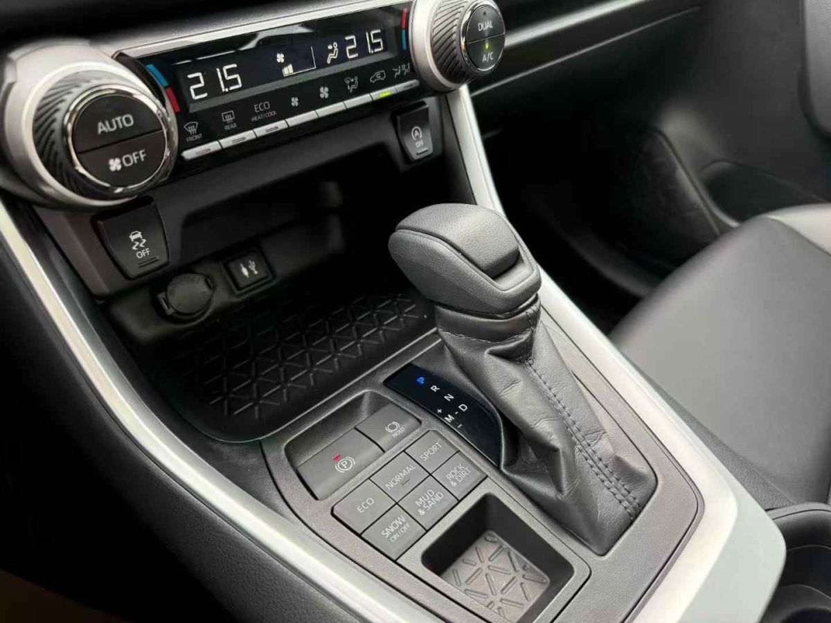 豐田 威蘭達  2020款 2.0L CVT兩驅尊貴版圖片
