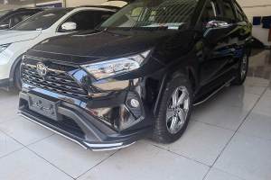 RAV4榮放 豐田 2.0L CVT兩驅(qū)風(fēng)尚版