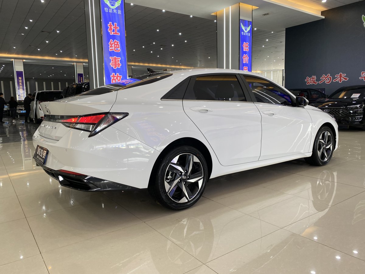 現(xiàn)代 伊蘭特  2022款 1.5L CVT GLX精英版圖片