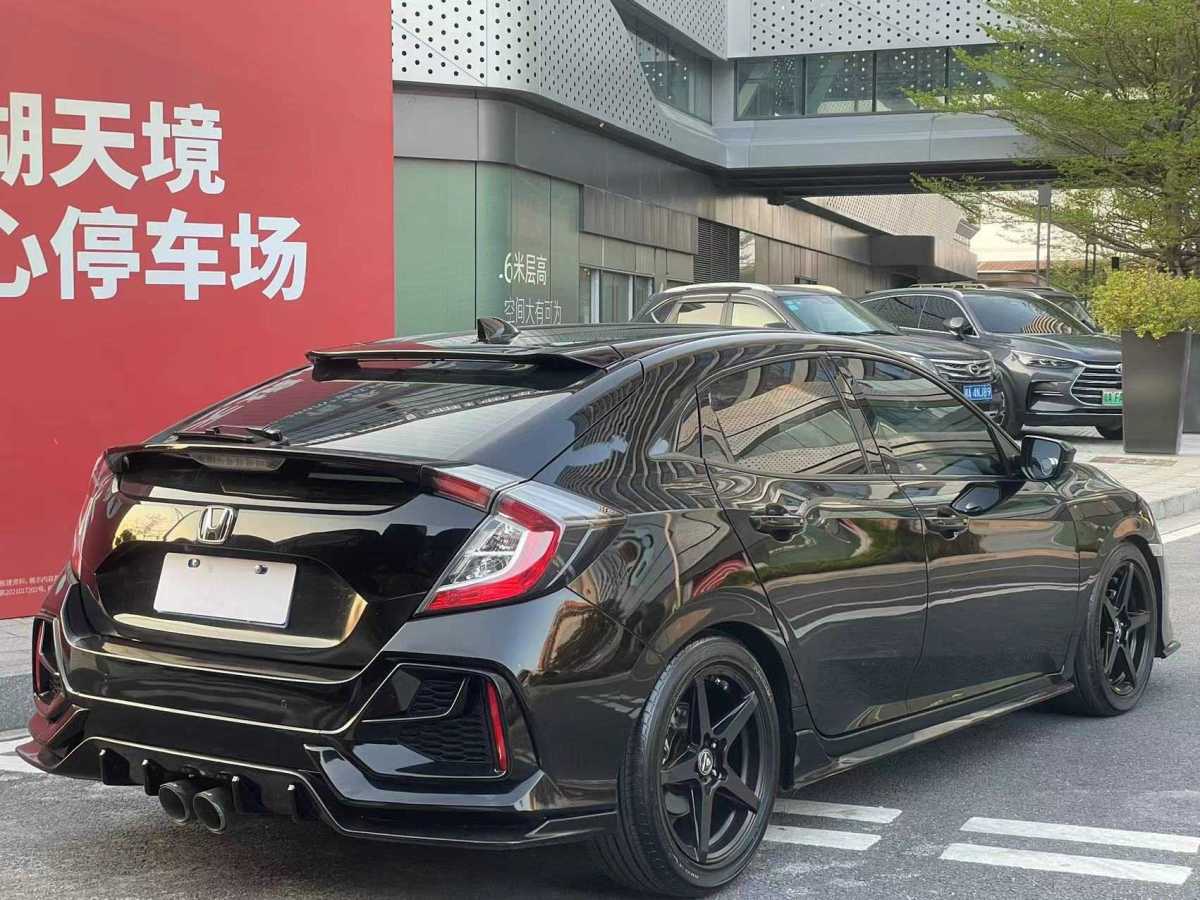 2021年1月本田 思域  2021款 HATCHBACK 220TURBO CVT潮酷控