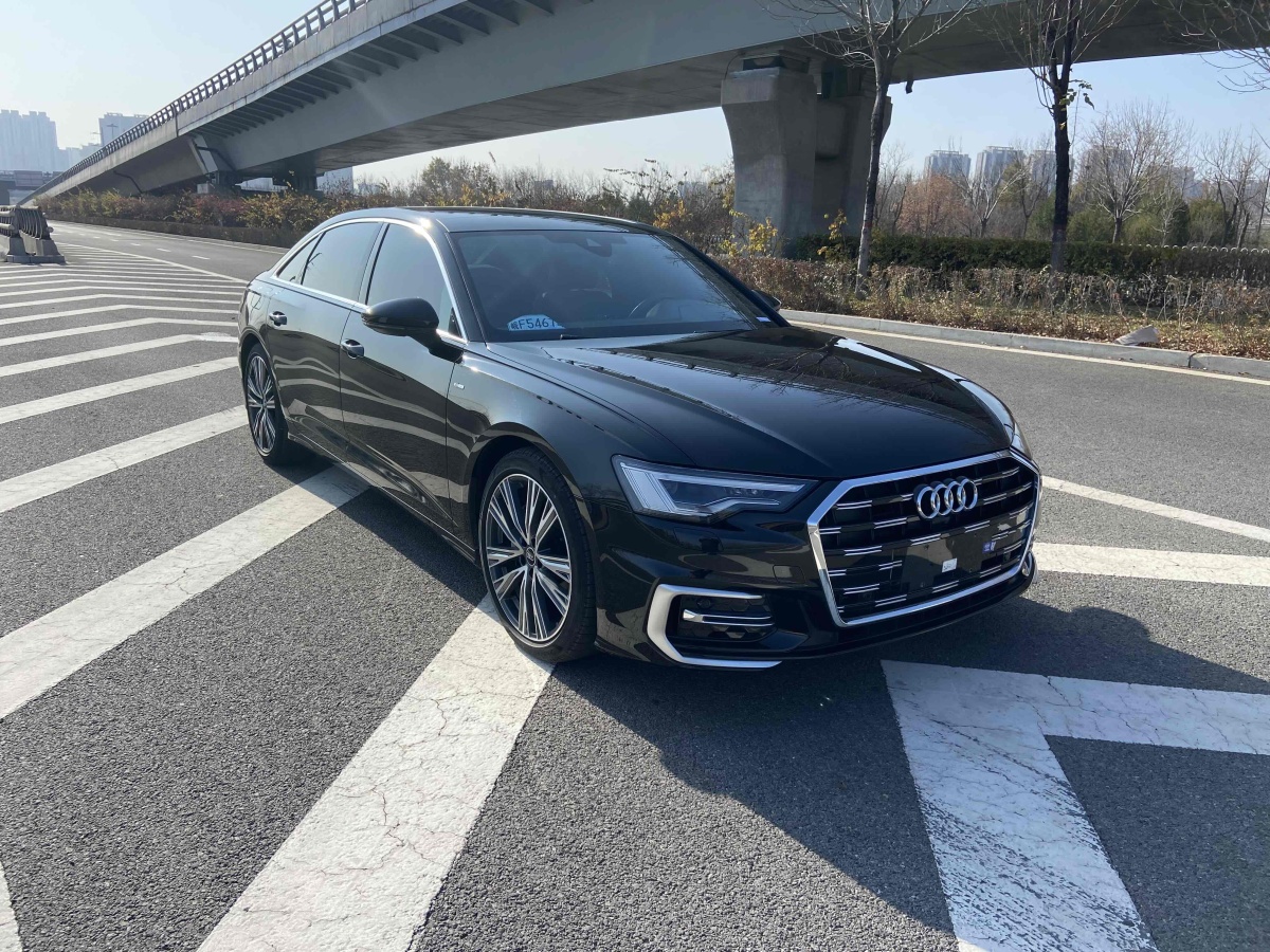 奥迪 奥迪A6L  2023款 改款 45 TFSI 臻选动感型图片