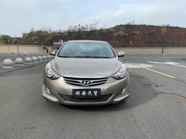 现代 朗动  2013款 1.6L 自动领先型