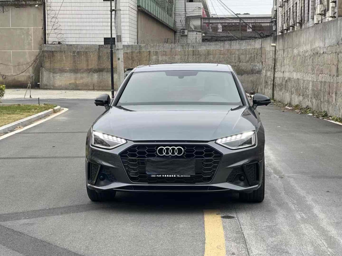 奧迪 奧迪A4L  2023款 40 TFSI 豪華動感型圖片