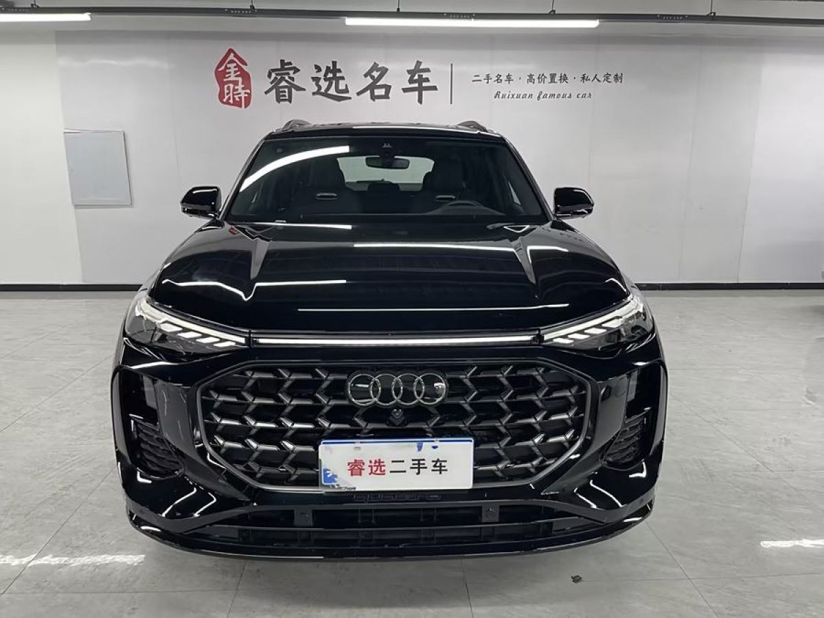 奧迪 奧迪Q6  2022款 45 TFSI quattro 齊云型 Light 飛騎套裝圖片