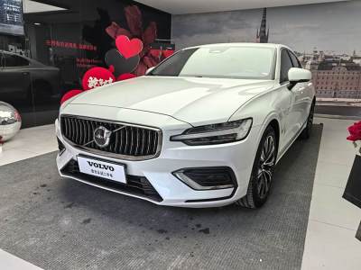 2023年11月 沃爾沃 S60L B4 智遠(yuǎn)豪華版圖片