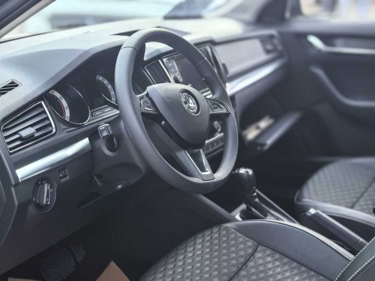 2021年6月斯柯达 柯米克  2020款 改款 GT 1.5L 自动舒适版 国VI