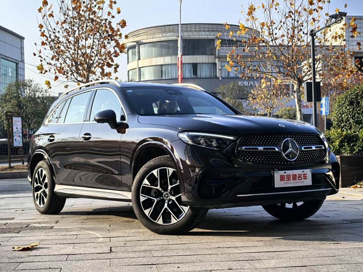 奔馳 奔馳GLC  2024款 改款 GLC 260 L 4MATIC 豪華型 5座圖片