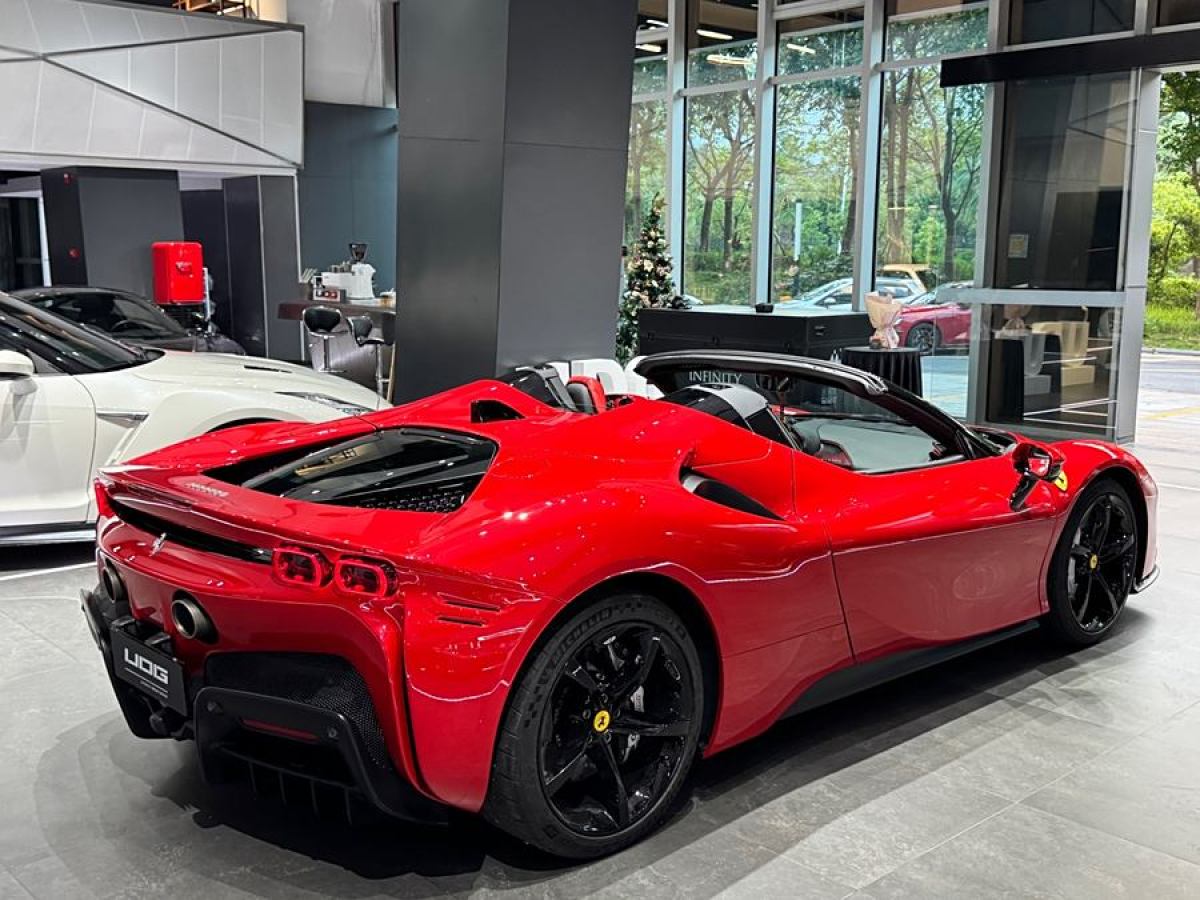 2022年9月法拉利 SF90 Stradale  2021款 3.9T V8 Spider