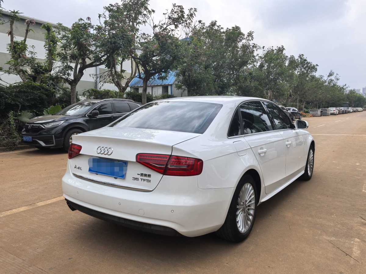 奧迪 奧迪A4L  2015款 35 TFSI 自動(dòng)舒適型圖片