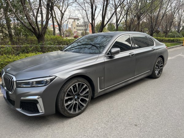 宝马 宝马7系  2021款 740Li xDrive 行政型 M运动套装