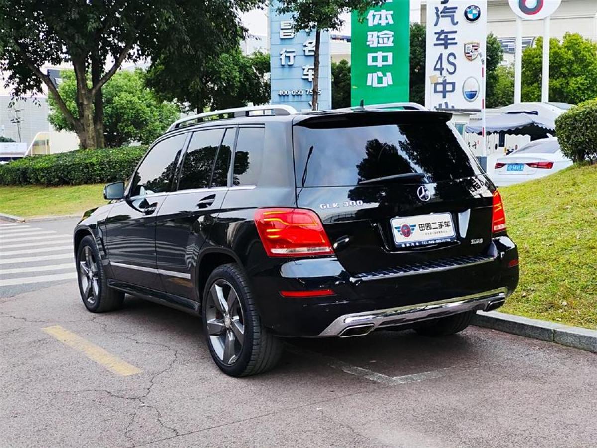 奔馳 奔馳GLK級(jí)  2013款 GLK 300 4MATIC 動(dòng)感天窗型圖片