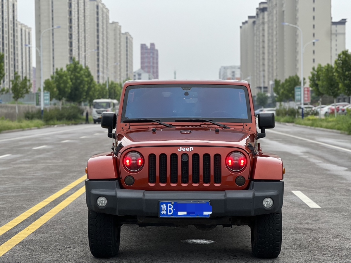 Jeep 牧馬人  2013款 3.6L Sahara 四門版圖片