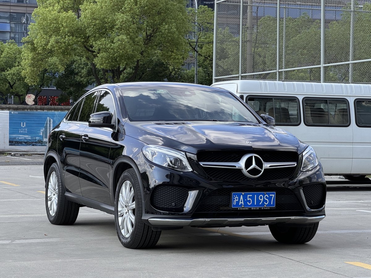 奔驰 奔驰GLE轿跑  2018款 GLE 320 4MATIC 轿跑SUV图片