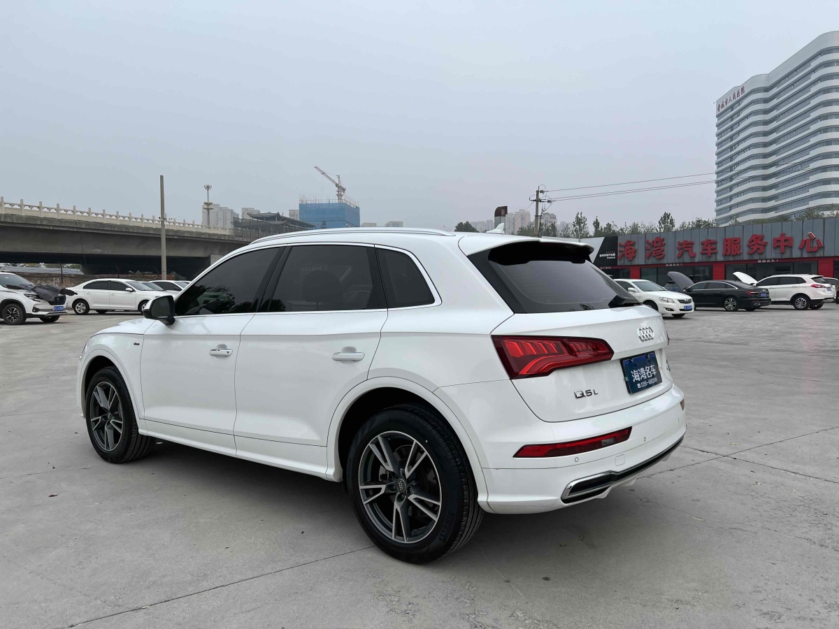 奧迪 奧迪Q5L  2020款 改款 40 TFSI 榮享時尚型圖片