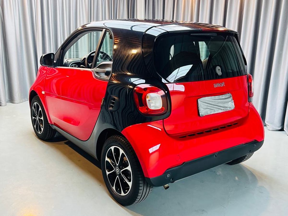 smart fortwo  2015款 1.0L 52千瓦硬頂激情版圖片