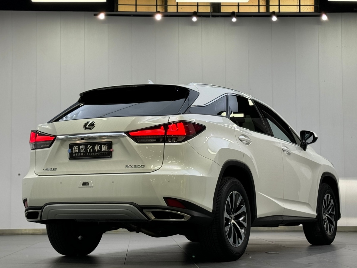 Lexus RX2020 model changed to 300 two drive elite version图片