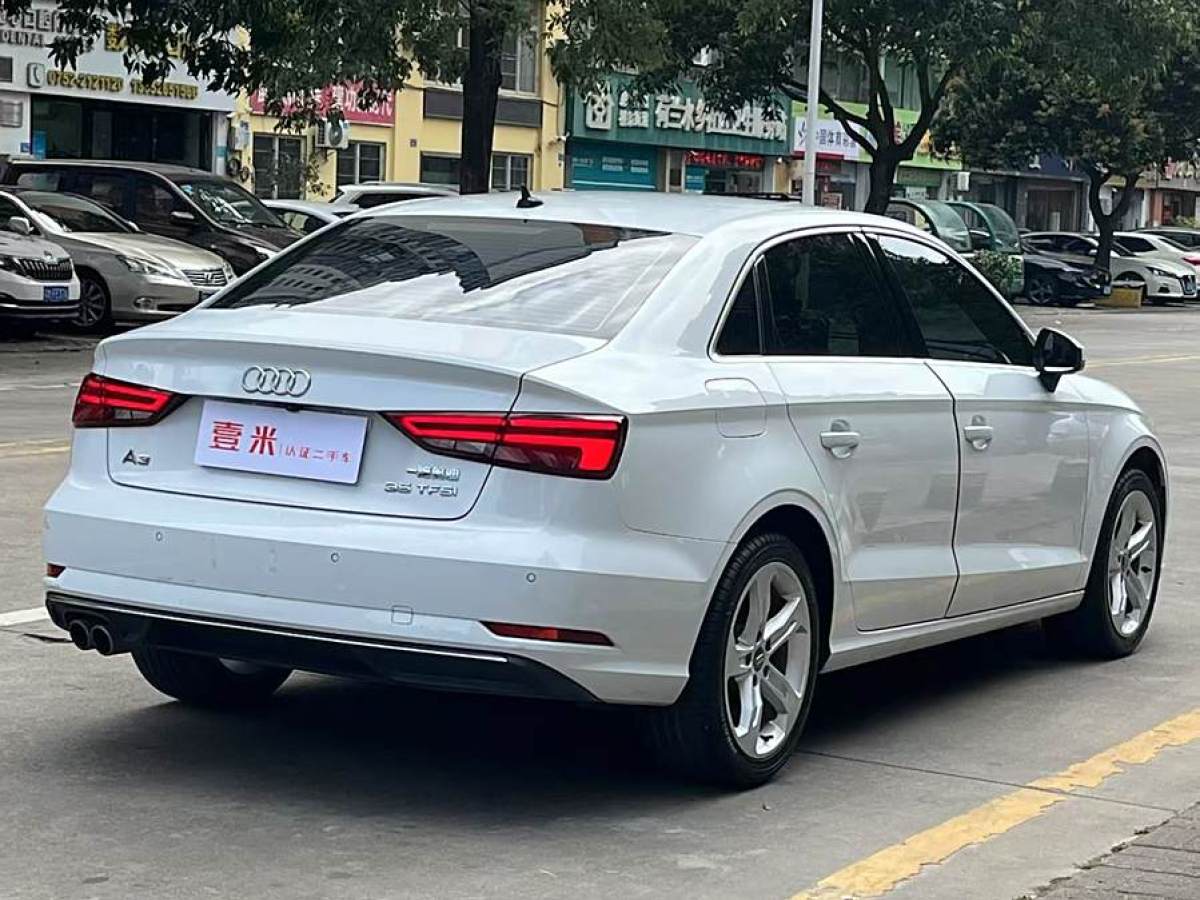 奧迪 奧迪A3  2019款 Limousine 35 TFSI 進(jìn)取型 國(guó)VI圖片