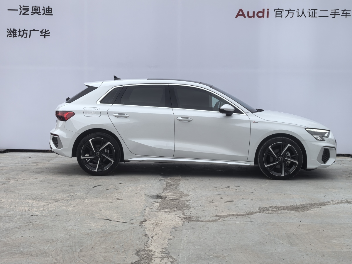 奧迪 奧迪A3  2022款 Sportback 35 TFSI 時(shí)尚運(yùn)動(dòng)型圖片